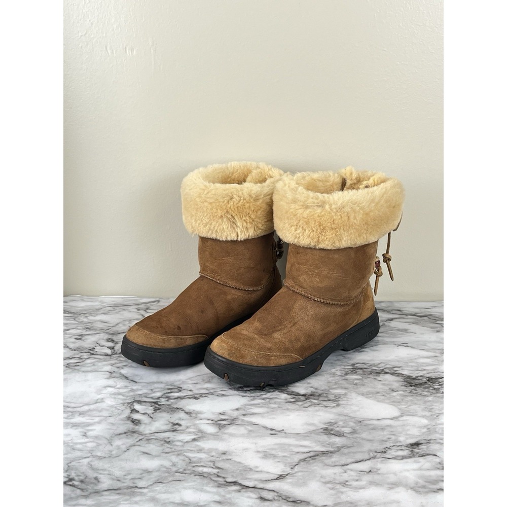 UGG Australia Ultimate Bind Chestnut Brown Back Lace Up Short Booties Size US W7